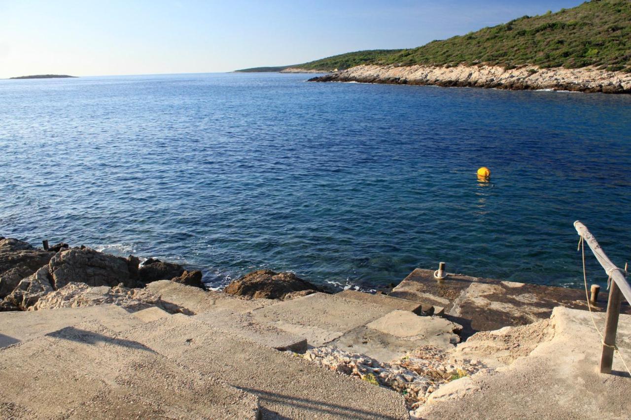 Apartments By The Sea Milna, Vis - 8913 Exterior photo