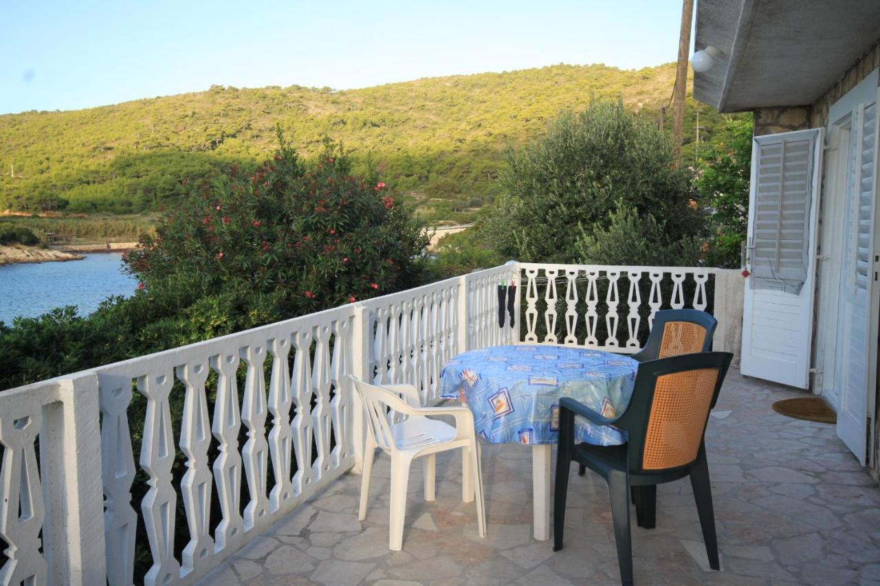 Apartments By The Sea Milna, Vis - 8913 Exterior photo